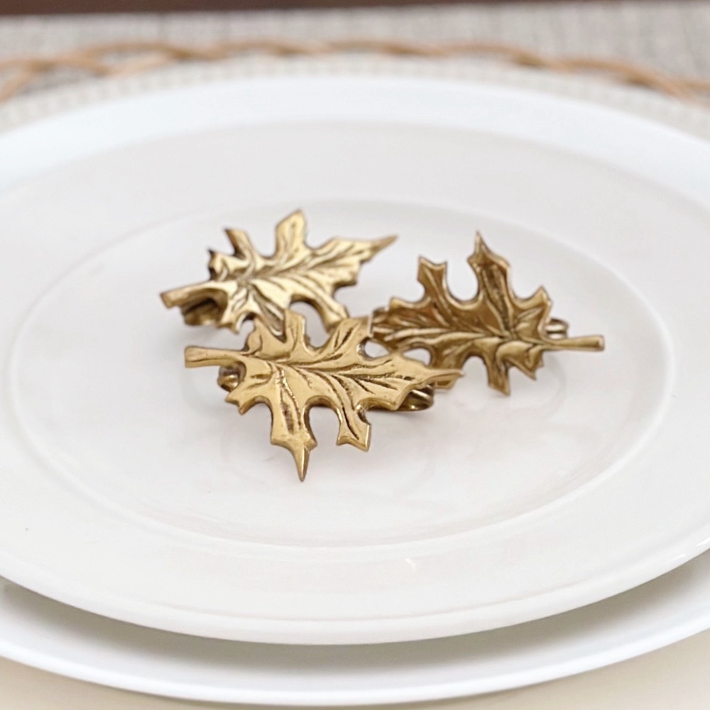 Vintage Brass Oak Leaf Napkin Rings – Set of 3